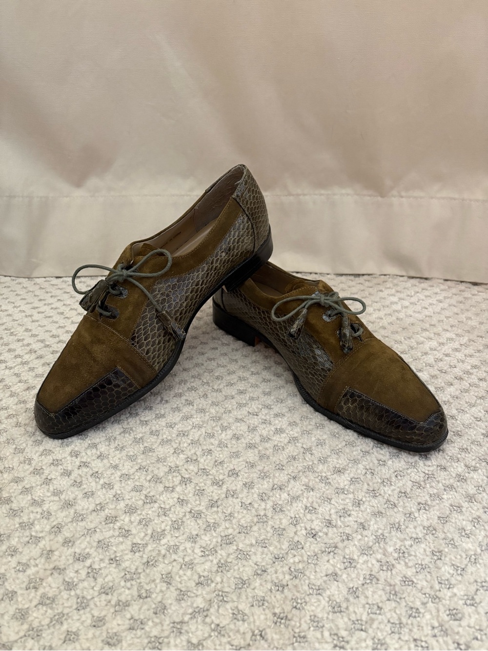 Giorgio Brutini Olive Suede & Snakeskin-Texture Lace-Up Oxfords